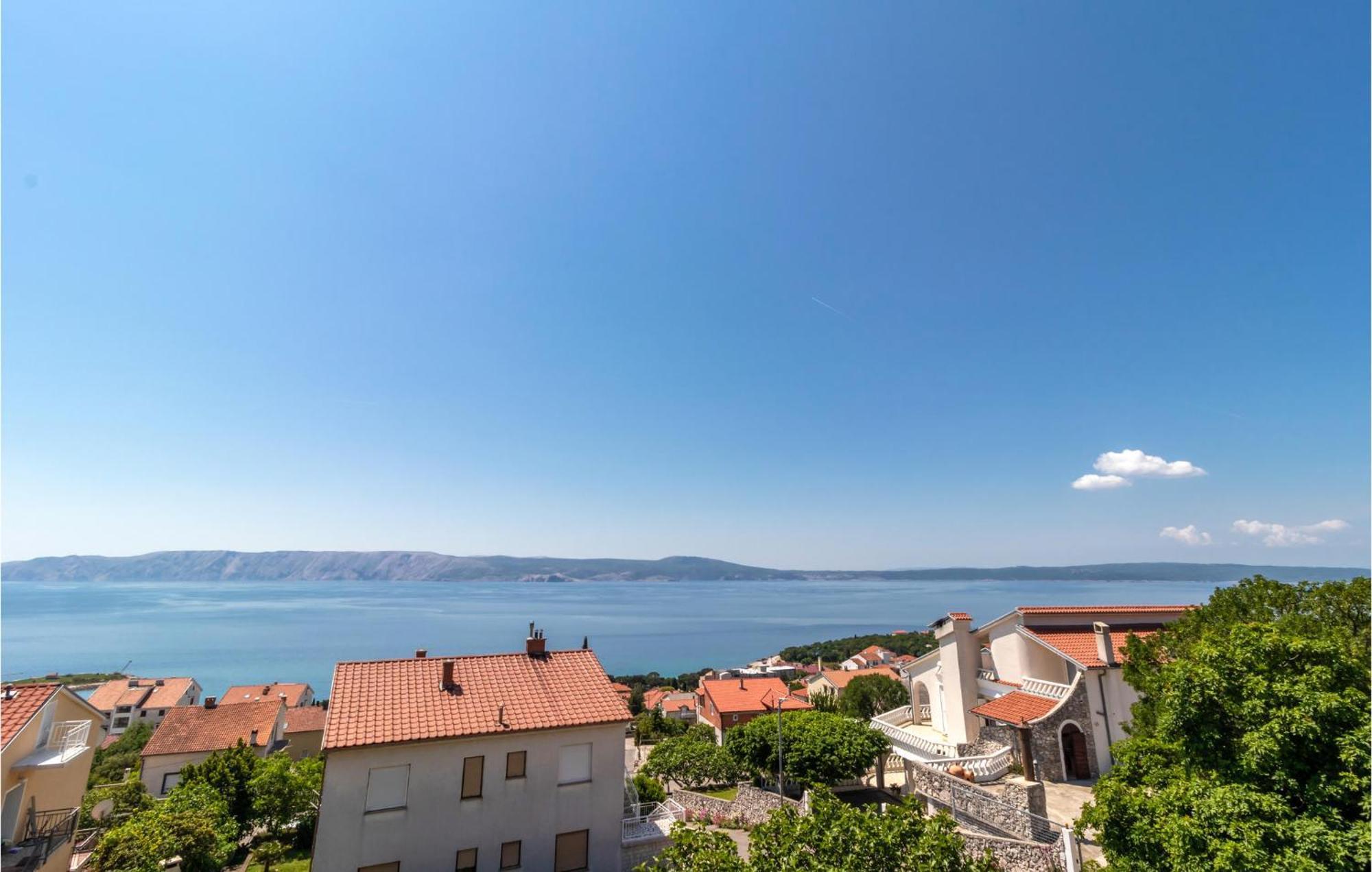 Amazing apartment in Novi Vinodolski with 1 Bedrooms&WiFi Buitenkant foto